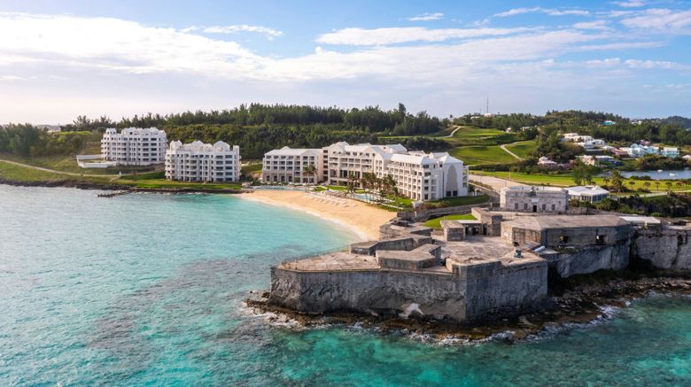 The St Regis Bermuda Resort Exterior. Images powered by <a href="https://www.leonardoworldwide.com" target="_blank" rel="noopener">Leonardo</a>.