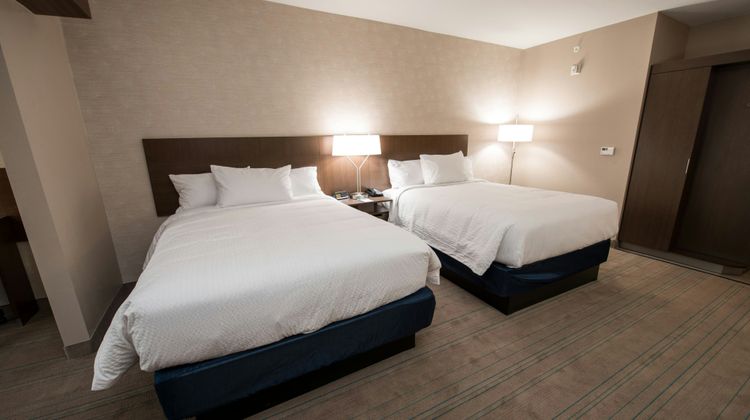 Fairfield Inn & Suites Huntsville Suite