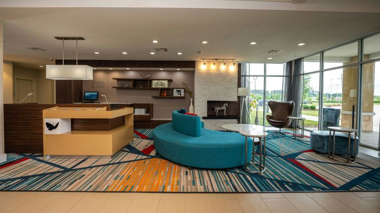 Fairfield Inn & Suites Huntsville Lobby