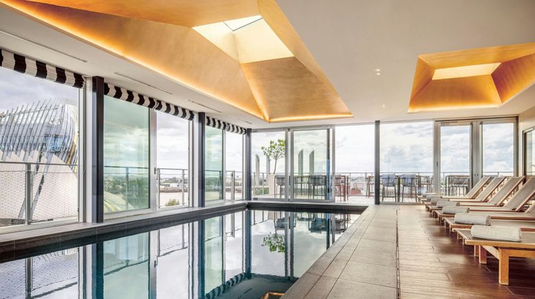 <b>Renaissance Bordeaux Hotel Pool</b>. Images powered by <a href="https://www.leonardoworldwide.com/" title="Leonardo Worldwide" target="_blank">Leonardo</a>.
