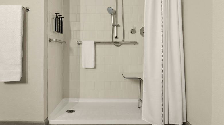 <b>Sheraton Nashua Room</b>. Images powered by <a href="https://www.leonardoworldwide.com/" title="Leonardo Worldwide" target="_blank">Leonardo</a>.