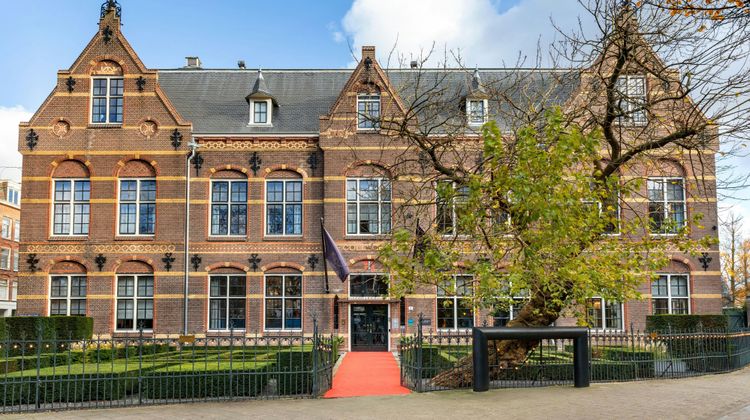 The College Hotel Amsterdam Exterior