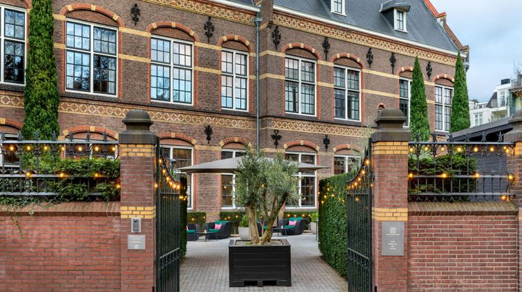 The College Hotel Amsterdam Exterior