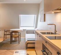 Marriott Exec Apts European Quarters Room