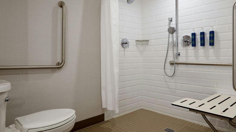 <b>Four Points Point Edward Sarnia Room</b>. Images powered by <a href="https://www.leonardoworldwide.com/" title="Leonardo Worldwide" target="_blank">Leonardo</a>.