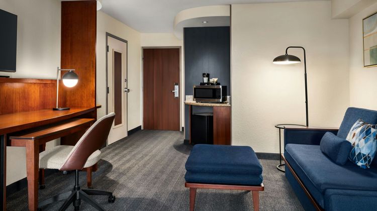 Courtyard Mt Holly Westampton Suite