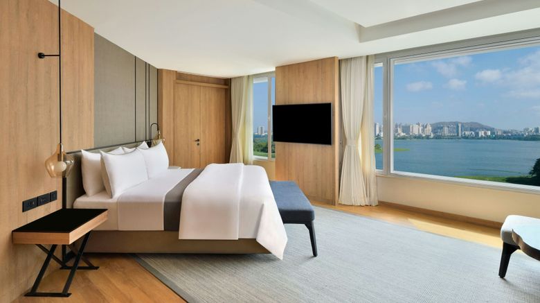 <b>The Westin Mumbai Powai Lake Room</b>. Images powered by <a href="https://www.leonardoworldwide.com/" title="Leonardo Worldwide" target="_blank">Leonardo</a>.