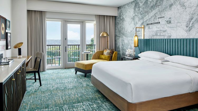 Renaissance Shoals Resort & Spa Room