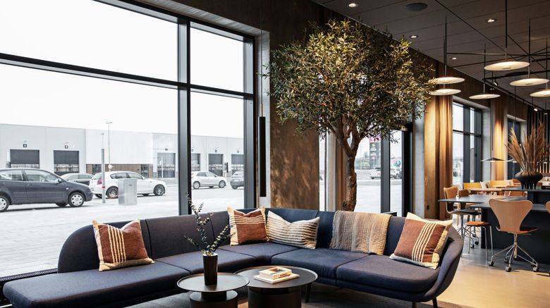 <b>Four Points Flex by Sheraton Horsens Lobby</b>. Images powered by <a href="https://www.leonardoworldwide.com/" title="Leonardo Worldwide" target="_blank">Leonardo</a>.
