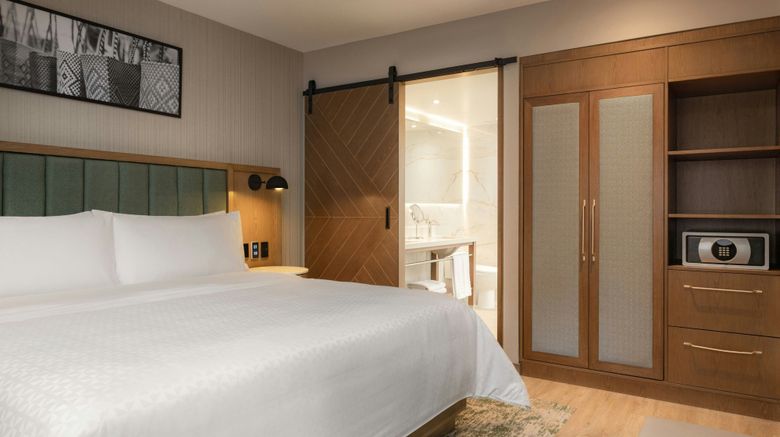 <b>Four Points by Sheraton Tequendama Suite</b>. Images powered by <a href="https://www.leonardoworldwide.com/" title="Leonardo Worldwide" target="_blank">Leonardo</a>.