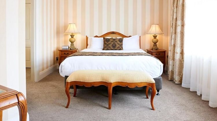 Princes Gate Hotel Suite