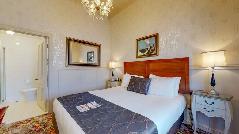 <b>Princes Gate Hotel Room</b>. Images powered by <a href="https://www.leonardoworldwide.com/" title="Leonardo Worldwide" target="_blank">Leonardo</a>.
