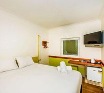 Ibis Budget Windsor Brisbane Room
