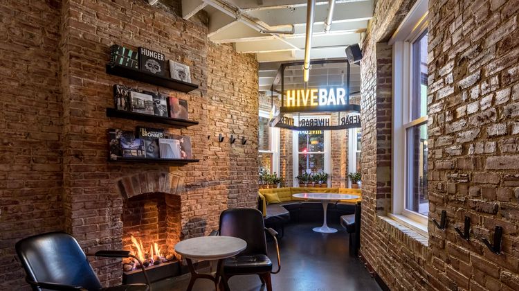 Hotel Hive Lobby