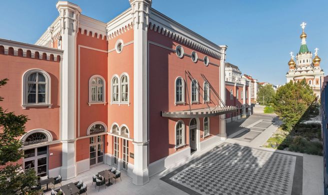Imperial Riding School, Autograph Coll Exterior
