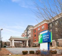 Holiday Inn Express & Suites Stroudsburg Exterior