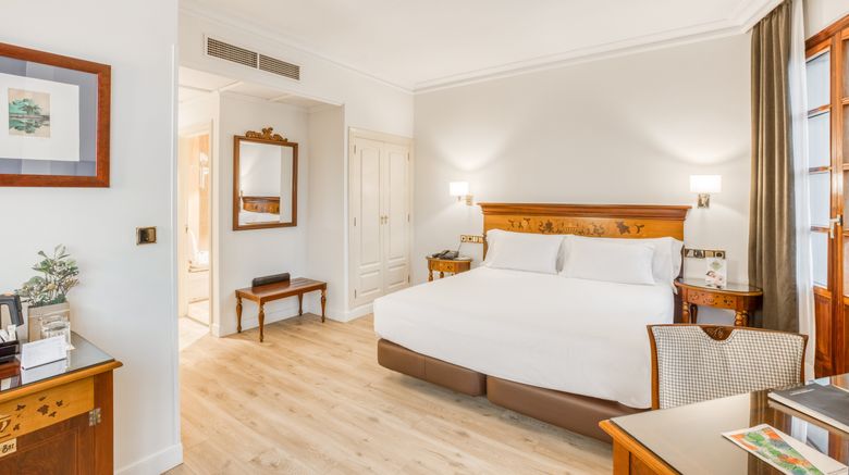 <b>Sercotel Arenal Bilbao Room</b>. Images powered by <a href="https://www.leonardoworldwide.com/" title="Leonardo Worldwide" target="_blank">Leonardo</a>.