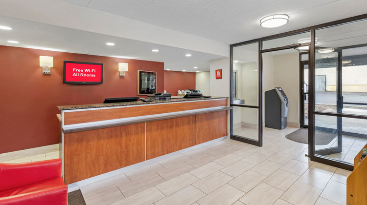 Red Roof Inn Parsippany Lobby