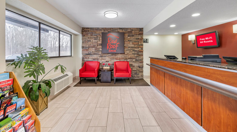 <b>Red Roof Inn Parsippany Lobby</b>. Images powered by <a href="https://www.leonardoworldwide.com/" title="Leonardo Worldwide" target="_blank">Leonardo</a>.