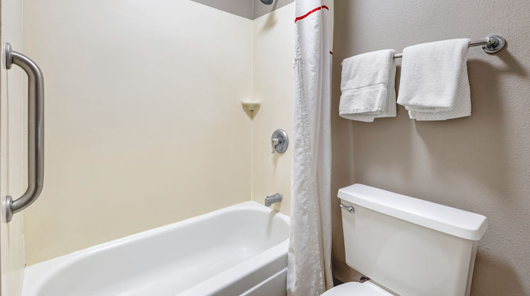 Red Roof Inn Parsippany Room