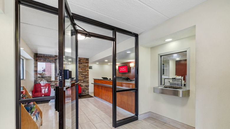 <b>Red Roof Inn Parsippany Lobby</b>. Images powered by <a href="https://www.leonardoworldwide.com/" title="Leonardo Worldwide" target="_blank">Leonardo</a>.