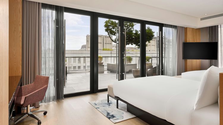 Aloft Taipei Zhongshan Room