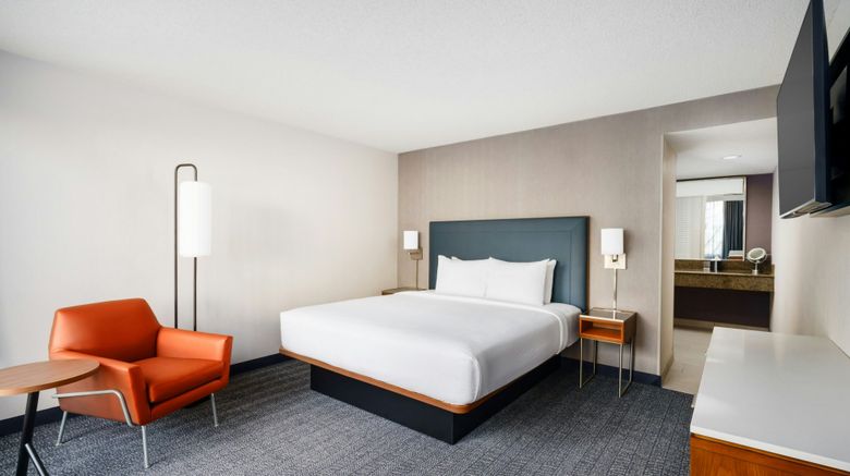 <b>Courtyard Atlanta Buckhead Suite</b>. Images powered by <a href="https://www.leonardoworldwide.com/" title="Leonardo Worldwide" target="_blank">Leonardo</a>.