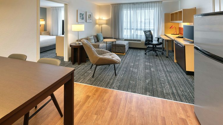 TownePlace Suites Red Deer Room