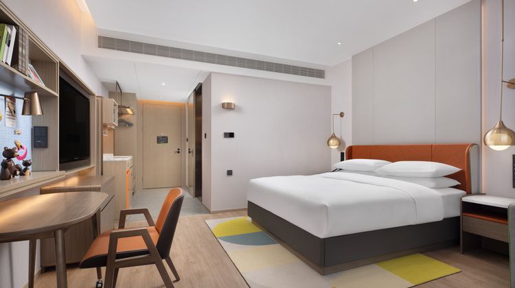 Home2 Suites by Hilton Taizhou Wenling Room