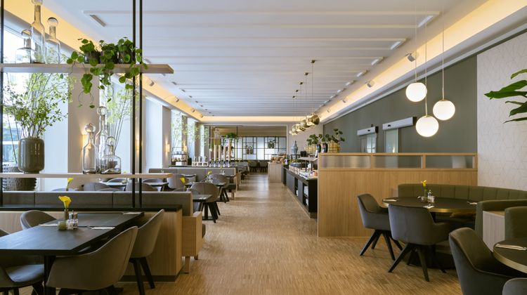 Mannheimer Hof-Leonardo Ltd. Ed. Restaurant