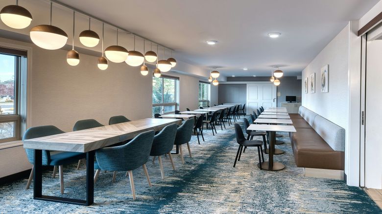 <b>TownePlace Suites Red Deer Restaurant</b>. Images powered by <a href="https://www.leonardoworldwide.com/" title="Leonardo Worldwide" target="_blank">Leonardo</a>.