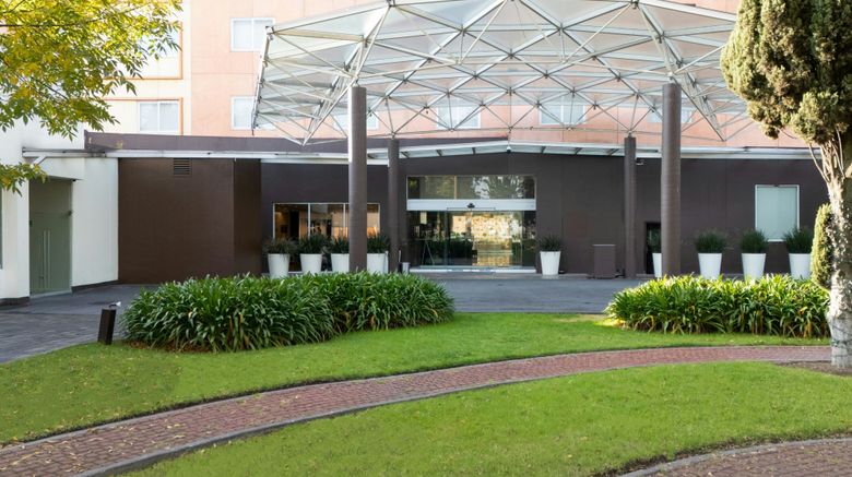<b>Courtyard by Marriott Toluca Tollocan Lobby</b>. Images powered by <a href="https://www.leonardoworldwide.com/" title="Leonardo Worldwide" target="_blank">Leonardo</a>.