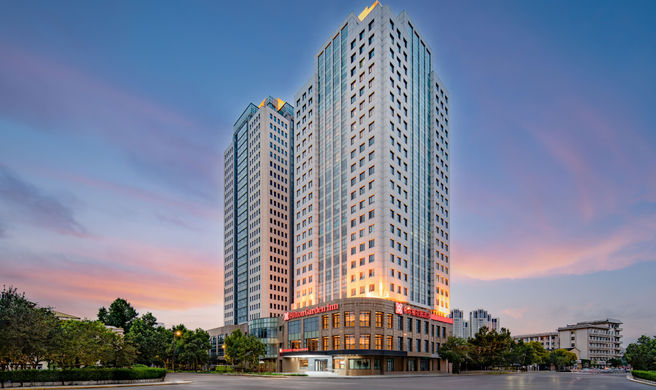 Hilton Garden Inn Tianjin Station Exterior