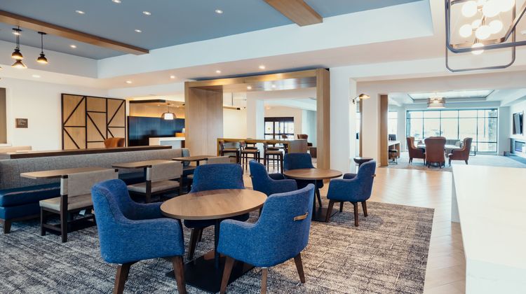 Staybridge Suites Des Moines Restaurant