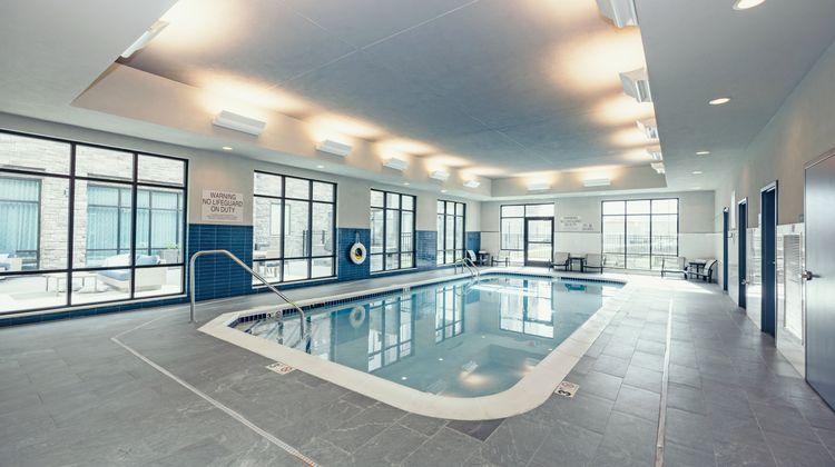Staybridge Suites Des Moines Pool