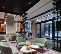 Hampton Chengdu Railway North Station Lobby