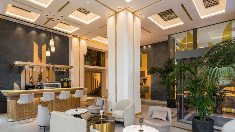 <b>Vignette Collection Hotel Cre Exterior</b>. Images powered by <a href="https://www.leonardoworldwide.com/" title="Leonardo Worldwide" target="_blank">Leonardo</a>.