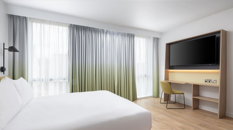 <b>Hampton by Hilton Nuneaton Room</b>. Images powered by <a href="https://www.leonardoworldwide.com/" title="Leonardo Worldwide" target="_blank">Leonardo</a>.