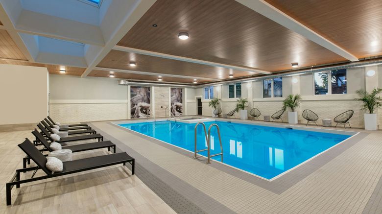 <b>The Insignia Hotel Pool</b>. Images powered by <a href="https://www.leonardoworldwide.com/" title="Leonardo Worldwide" target="_blank">Leonardo</a>.