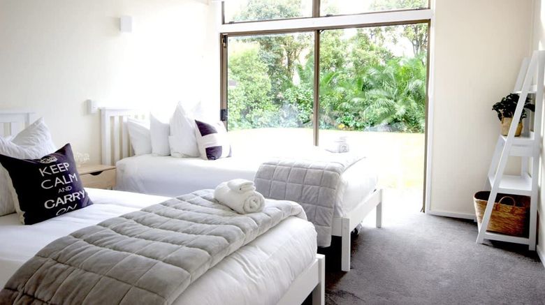 <b>Stay Mission Bay Room</b>. Images powered by <a href="https://www.leonardoworldwide.com/" title="Leonardo Worldwide" target="_blank">Leonardo</a>.