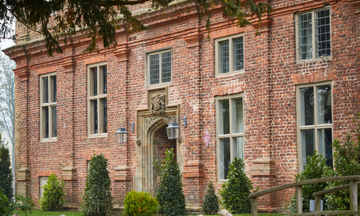 The Pig at Bridge Place