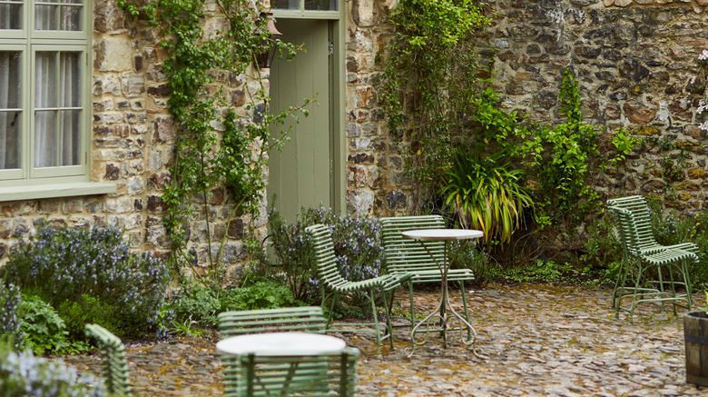 <b>The Pig at Combe Exterior</b>. Images powered by <a href="https://www.leonardoworldwide.com/" title="Leonardo Worldwide" target="_blank">Leonardo</a>.