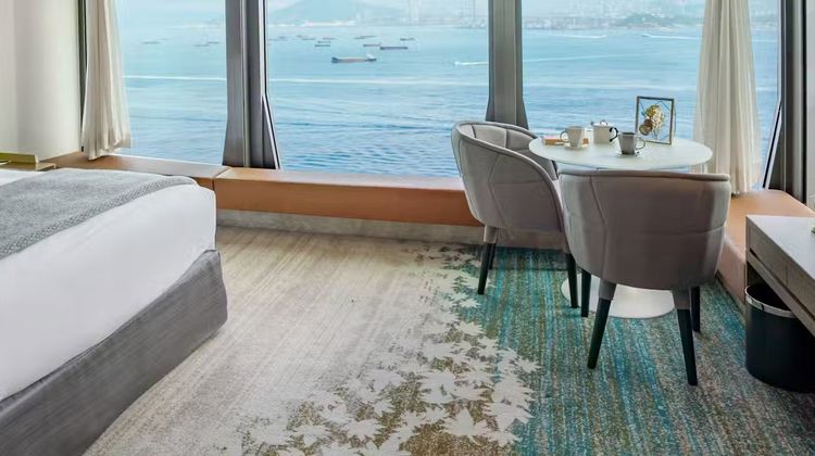 Oasis Aurum 181 Suite