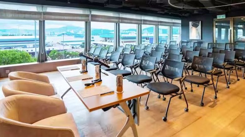 <b>Oasis Aurum 181 Meeting</b>. Images powered by <a href="https://www.leonardoworldwide.com/" title="Leonardo Worldwide" target="_blank">Leonardo</a>.