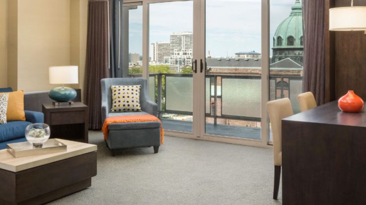 The Windsor Suites Room