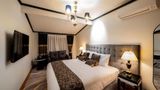 Hana Lodge Room