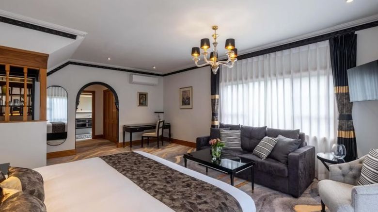 <b>Hana Lodge Suite</b>. Images powered by <a href="https://www.leonardoworldwide.com/" title="Leonardo Worldwide" target="_blank">Leonardo</a>.