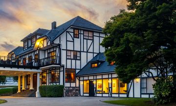 Hana Lodge