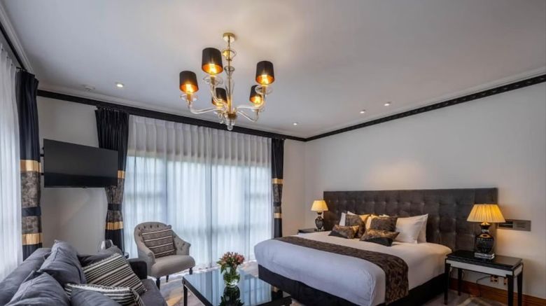 <b>Hana Lodge Suite</b>. Images powered by <a href="https://www.leonardoworldwide.com/" title="Leonardo Worldwide" target="_blank">Leonardo</a>.