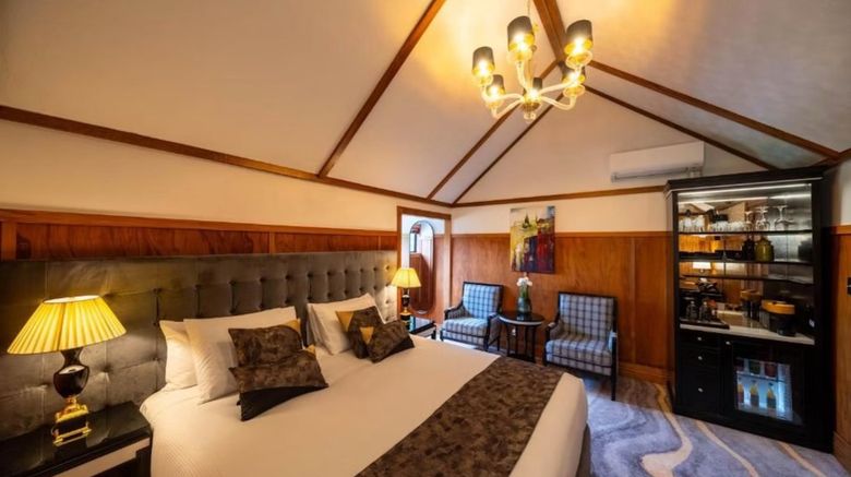 <b>Hana Lodge Room</b>. Images powered by <a href="https://www.leonardoworldwide.com/" title="Leonardo Worldwide" target="_blank">Leonardo</a>.